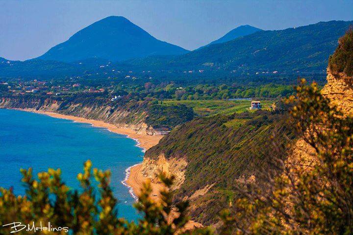 corfu-greece-kavos-rooms-activities-water-sports