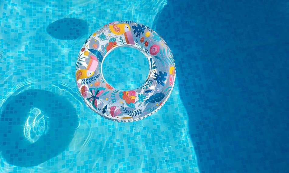 corfu-kavos-rooms-hotel-pool